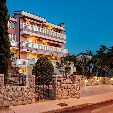 Senada Apartment